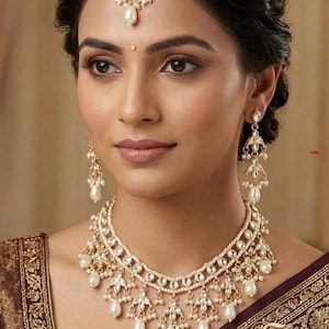 Zarte Kundan Choker Halskette, Matte Gold Indischer Schmuck/weisse Perle Kundan Halskette Set/ Tikka/Indischer Hochzeitsschmuck/Braut Halskette Set