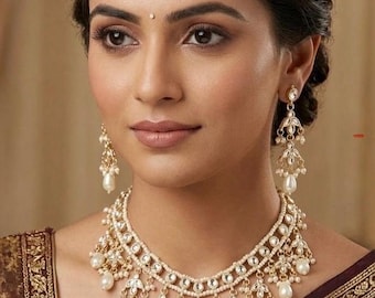 Delicado collar gargantilla Kundan, joyería india de oro mate/conjunto de collar Kundan de perla blanca/tikka/joyería de boda india/conjunto de collar de novia