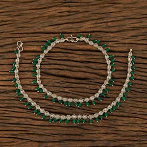 Grüne Fußkettchen / Kundan Fußkettchen / Payal / indische Fußkettchen / Antikes mattes Gold Payal / Pajeb / indischer Schmuck / pakistanischen Schmuck / indische Braut payal