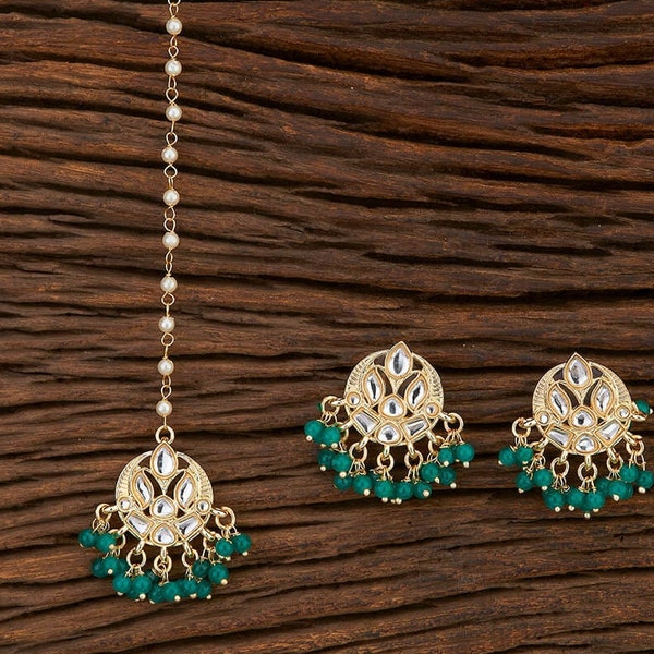 Delicate kundan tikka and earrings set /Ruby mang tikka set/Kids tikka earrings set/kundan tikka set/indian jewelry/ indian wedding jewelry/