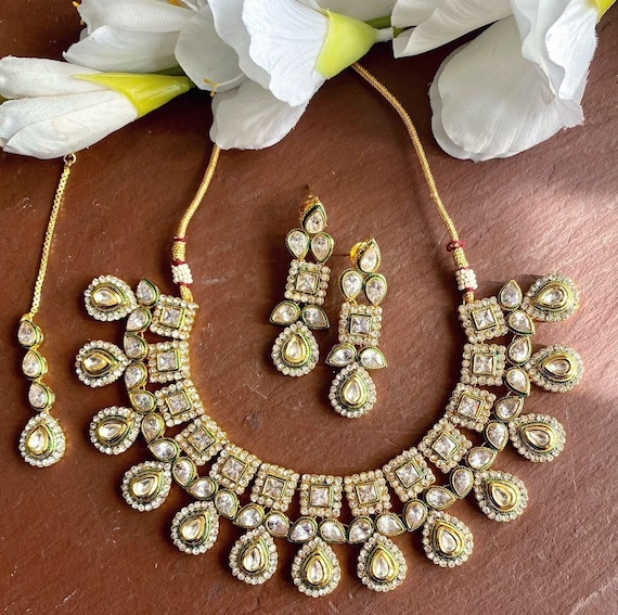 Polki Necklace Set With Tikka /kundan 