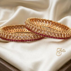 Pulseiras Polki / Pulseiras Indianas / Pulseiras Kada de Ouro Antigo / Pulseiras de Rubi / Joias Kundan / Pulseiras Kemp / Joias do Sul da Índia / Braceletes Indianos