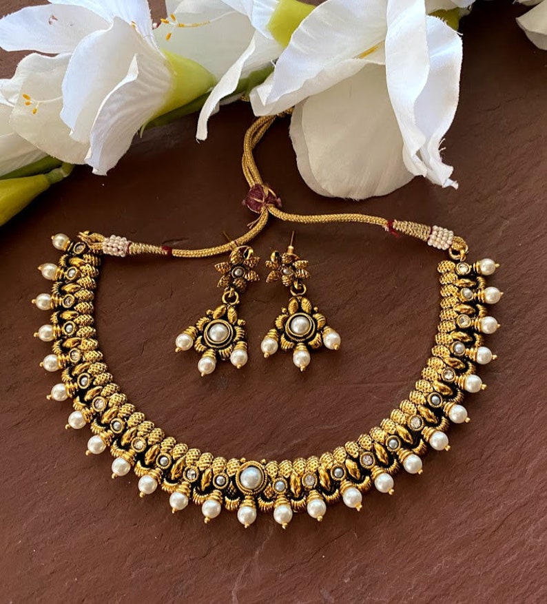 Gold Necklace Indian Gold Necklace Set Indian Choker Pearl Necklace guttapusalu necklace temple jewelry jhumkas South Indian jewelry