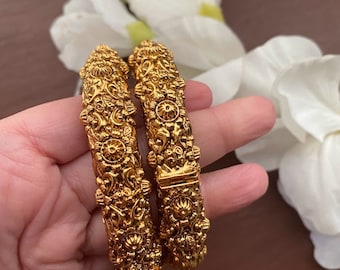 Gold Bangles/Indian Bangles/Antique gold Kada/floral bangles/temple jewelry/Amrapali bangles/ bangles/south indian jewelry/ Pacheli