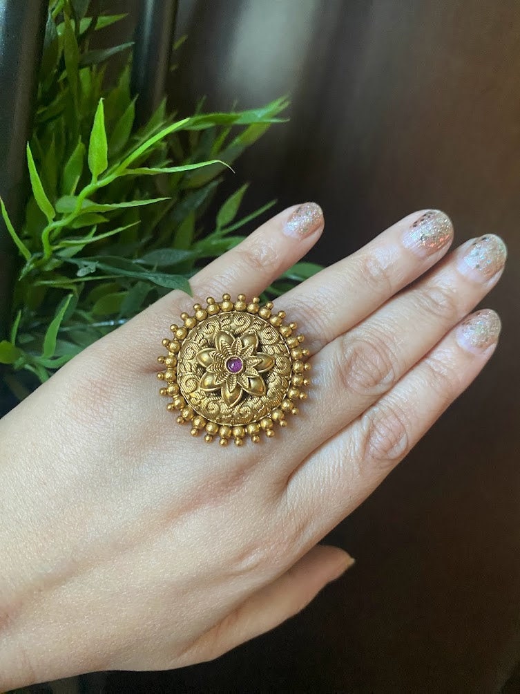 Gold big round ring clearance