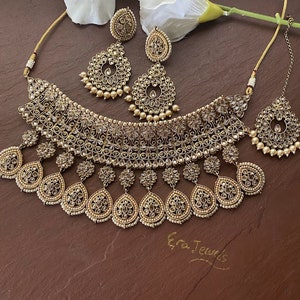 polki Choker/Green kundan Bridal choker/antique dull gold necklace/ bridal choker set /indian choker/wedding/pakistani Bridal /Sabyasachi