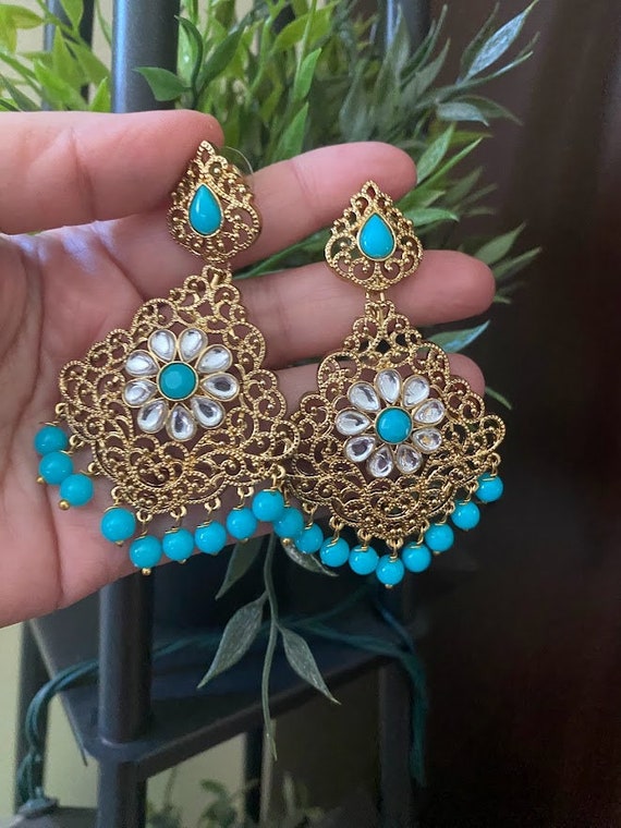 Fabirizia Mayur Pendant | Gold pendant jewelry, Antique gold jewelry  indian, Antique gold earrings