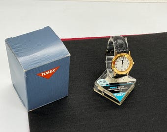 Working Timex Indiglo Watch Unisex 32mm Gold Tone Black  display picture 3