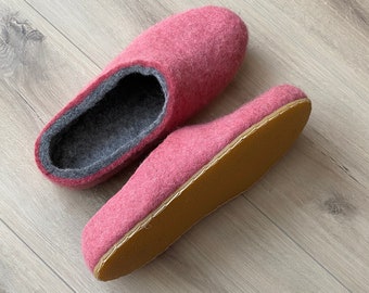 Women's slippers , Real wool,  Beige Rubber, Warm slippers , indoor shoes