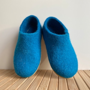 Childrens blue / turqouise Slippers  US sizes, Booties , Toddler Slippers Wool Kids Slippers, Felt Slippers , gift for kids
