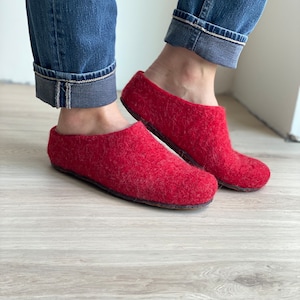 Childrens Red Slippers  US sizes, Booties , Toddler Slippers Wool Kids Slippers, Felt Slippers , gift for kids