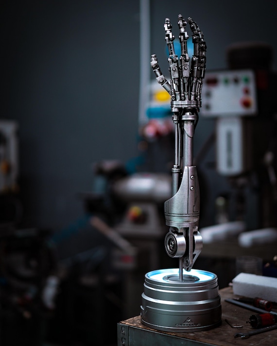 ターミネーター T800 ENDARM ターミネーター T800 ENDARM Amazon.com: Terminator T800 Endo