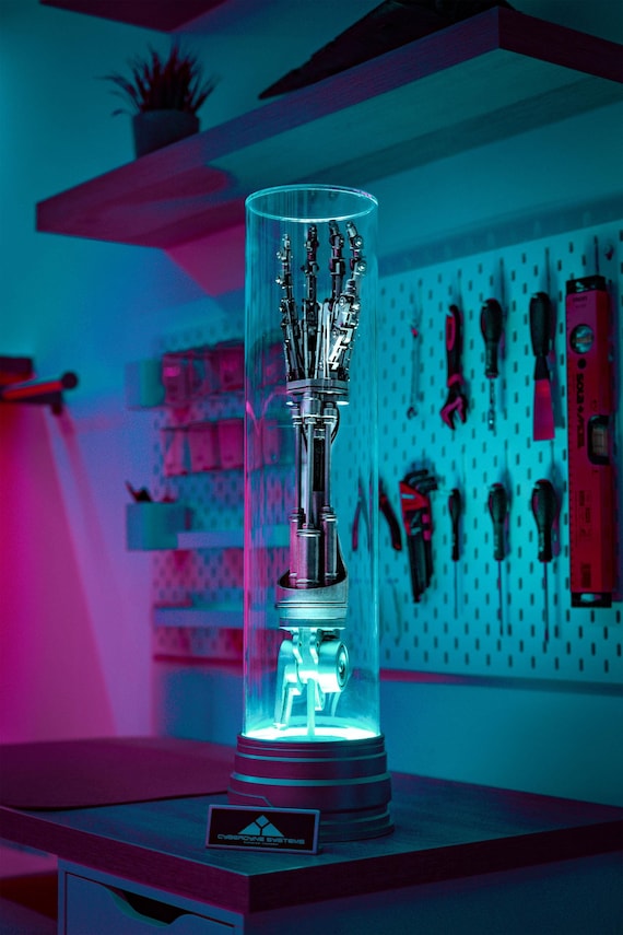 Terminator T800 Endo Arm Life Size Replica - Deluxe Edition