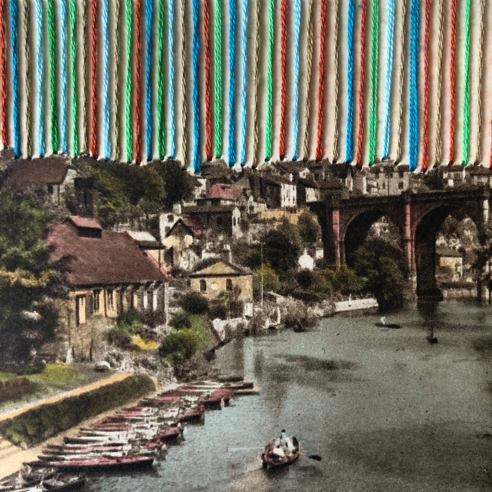 Knaresborough de High Bridge bordado a mano en postal Etsy España