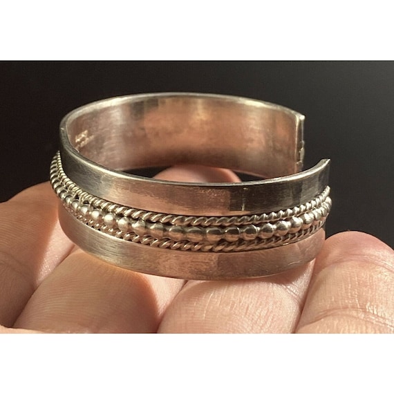 Douglas Etsitty ダグラスエッツィ sterling silver Douglas Etsitty Navajo Feather sterling silver cuff bracelet