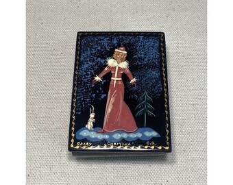 Vintage Russian Nanex Signed Lacquer Cherypoyka Handpainted Palekh