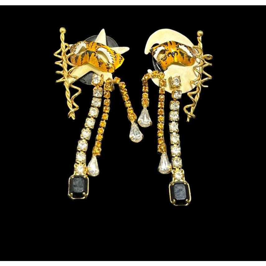Pearl Cuff Earrings, Gold Ear Cuffs, Hoop Clip on Earrings, Comfortable  Clip Earrings for Mask, Non Pierced Earrings, Painless Earcuffs 
