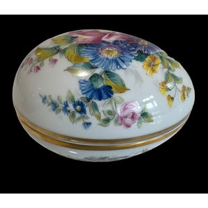 Vintage Limoges Porcelain Egg Trinket Box Castel France Gold Trim Flowers Scene