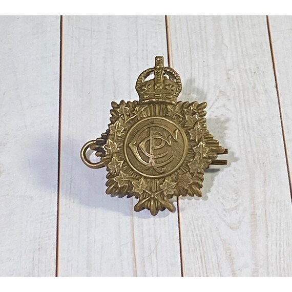 Vintage WW2 Canadian Postal Corps Brass Badge Bro… - image 6