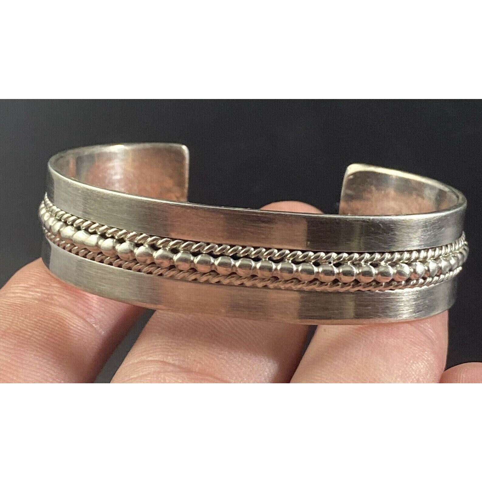 Important Vintage Native American Navajo Perfect Silver Works Douglas Sterling Silver Bracelet Important Vintage Native American Navajo Perfect Silver Works Douglas Sterling Silver Bracelet