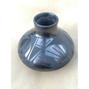 Mata Ortiz Designed Pottery Artist Signed Toha Guillen