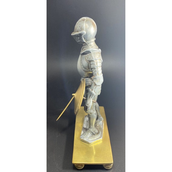 ヴィンテージ 鉄 真鍮 騎士 輝く鎧 フィギュア 剣と盾 ユニーク - Etsy