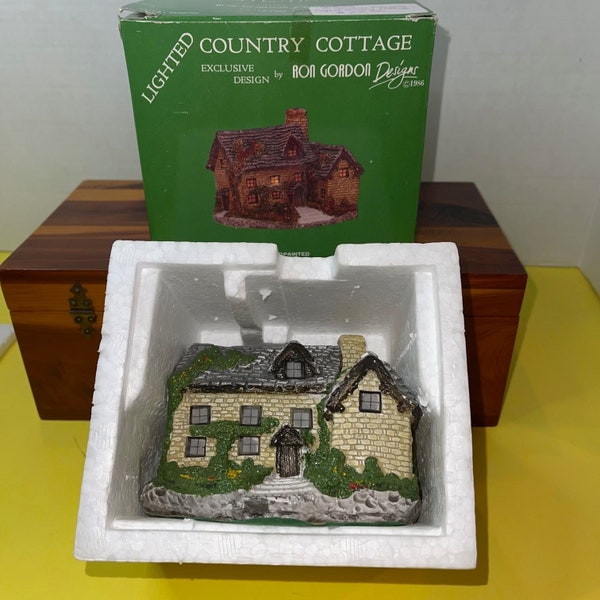 Vintage Ron Gordon Designs Lighted Country Cottage Figurine 1986 Country Village