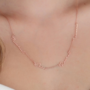 Collar con varios nombres, collar familiar, nombre de niño personalizado, regalo del día de la madre, collar con 4 nombres, collar de la amistad, ideas para regalos de Navidad