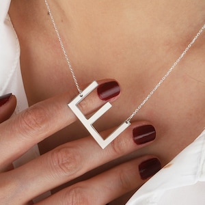 Collar con inicial - Collar con inicial grande - Collar de plata - Collar con letras - Regalos para esposa - Collar con piedra de nacimiento - Regalo de cumpleaños - Regalos para mamá