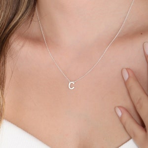 Collar inicial personalizado de plata 925- Collar inicial de oro- Collar personalizado minimalista- Collar de regalo de damas de honor- Regalos de Navidad