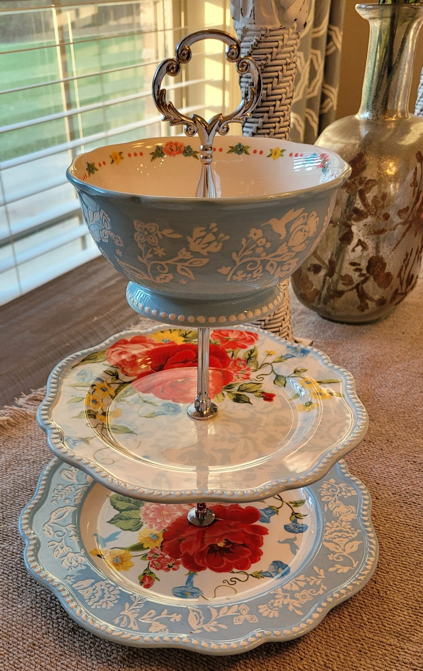 The Pioneer Woman Classic Ceramic Breezy Blossom Cookware Set, 25 Piece Set  