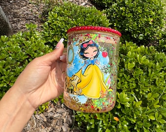 Snow white snow globe glass mug