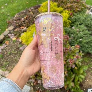 Gingerbread christmas snow globe tumbler