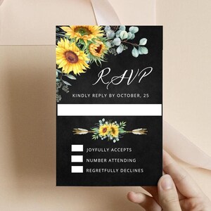 Cartão RSVP 4x6 rústico com girassóis aquarela de quadro negro, modelo editável Corjl, JPG PNG e PDF para impressão para download