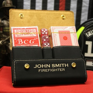 Personalisiertes Feuerwehr Karten- und Würfelspiel Set - Feuerwehrmann Spiel, personalisiertes Feuerwehrmann Geschenk