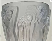 Rene LALIQUE Danaides Vase - Circa 1926 - Model 972 - Frosted Clear Glass