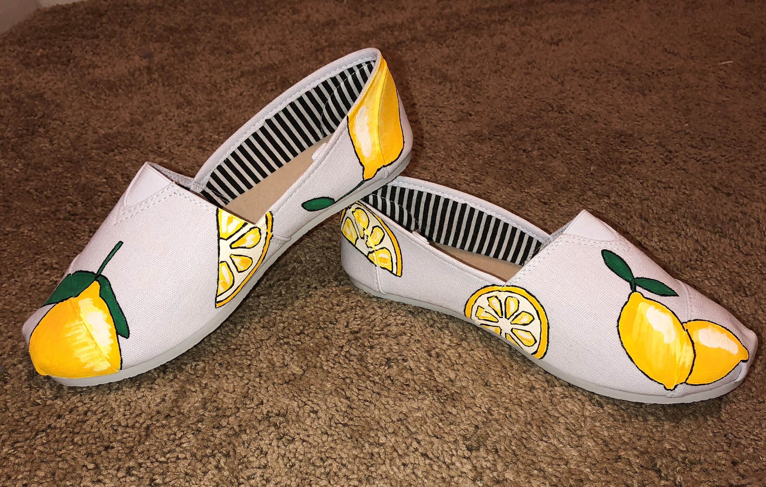 Toms hotsell lemon shoes