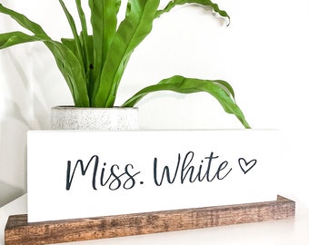 Custom Teacher Name Tag Sign | Personalized Teacher Name Sign | Desk Sign | Custom Desk Name Plate | Custom Teacher Gift | End of Year Gift