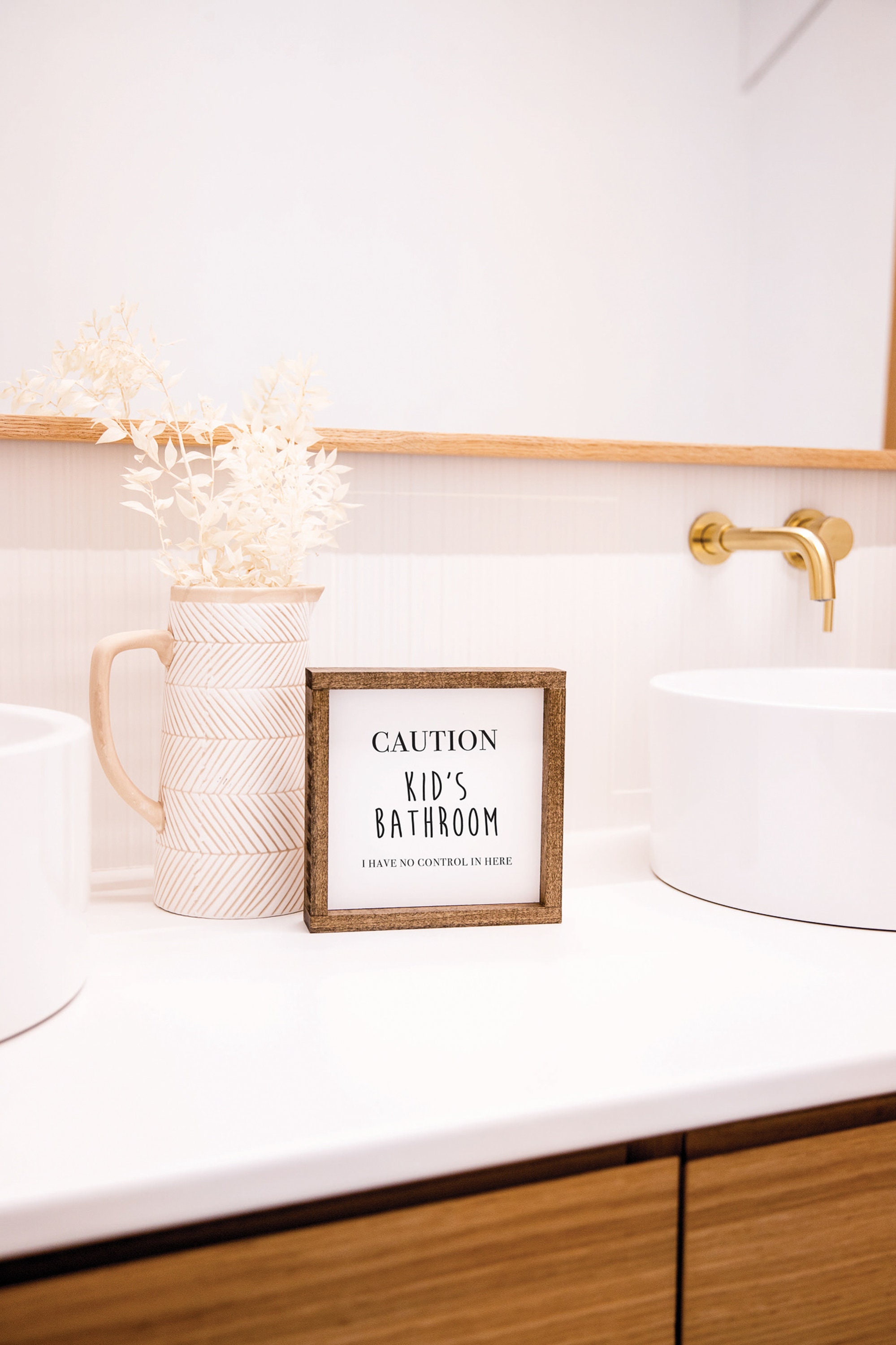 Funny toilet sign ; Don't Leave Skid Marks. ( shabby chic bathroom sign ,  funny sign, house warming gift, wedding gift )