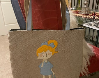 Our exclusive and adorable ponytail gal menina tote bag -made in Brazil just for you