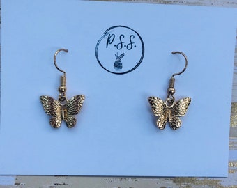 Boucles d'oreilles en or papillon Ailes d'espoir | boucles d'oreilles pendantes papillon en or | belles boucles d'oreilles à breloques papillon