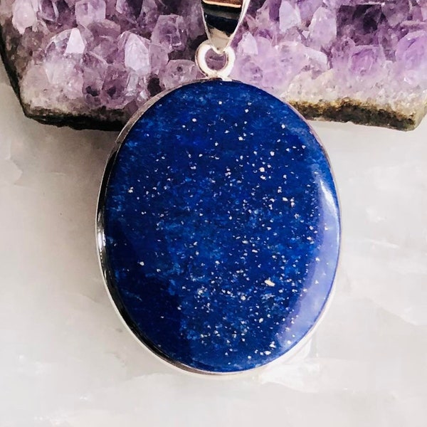 Magnifique pendentif en argent et Lapis Lazuli ovale