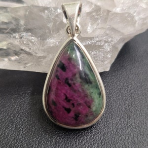 Zoisite ruby silver pendant, High-grade drop shape