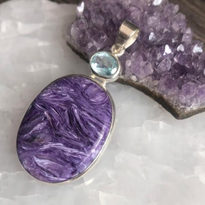 Splendid Topaz Charoite silver pendant, natural stones
