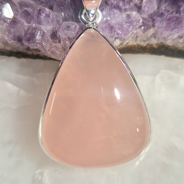 Magnifique pendentif en forme de goutte argent Quartz rose