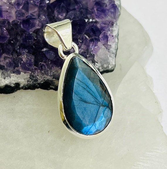 Magnifique Pendentif argent Labradorite bleue facettée, pierre naturelle
