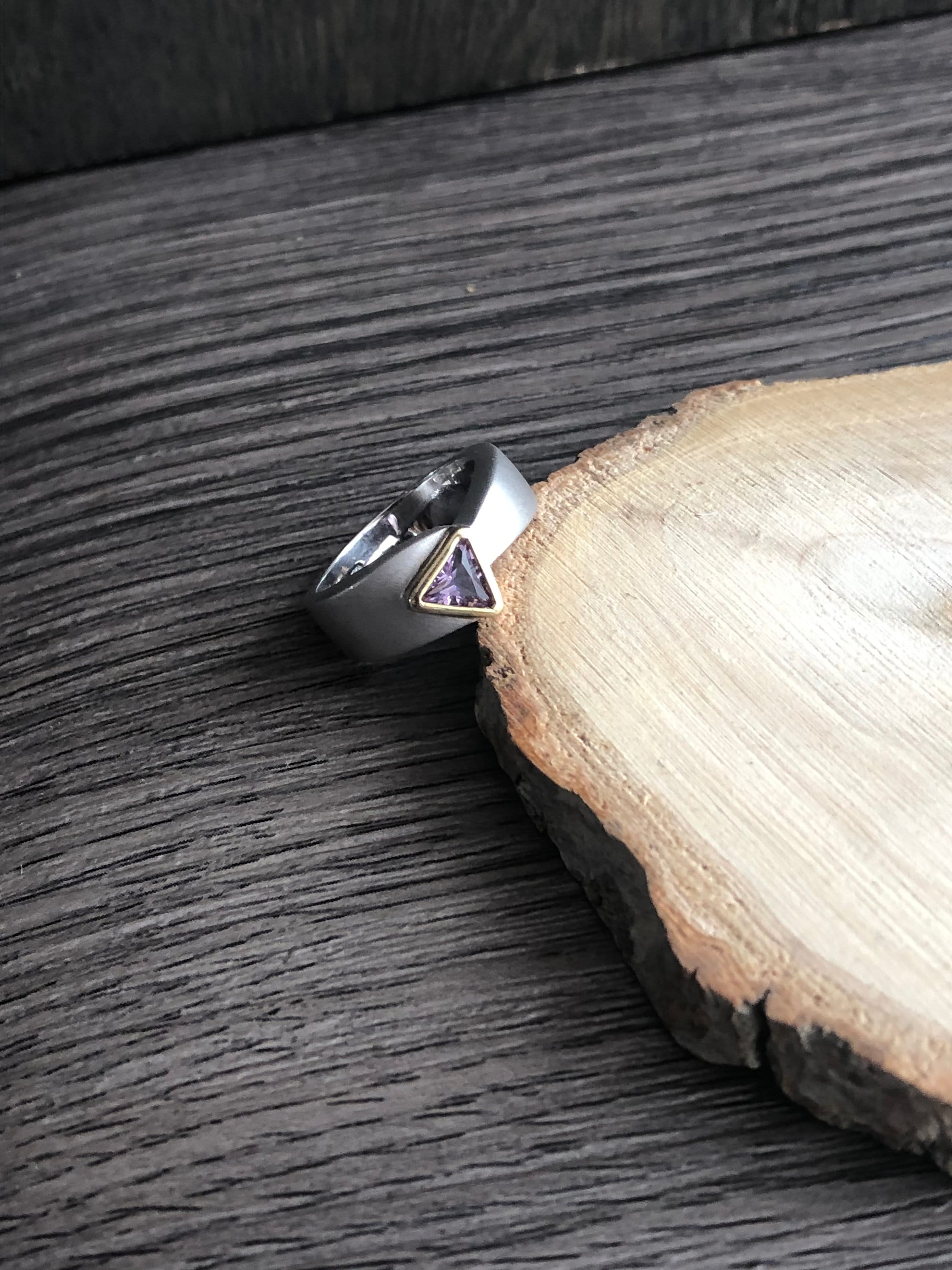 Bague En Argent 925 Et Améthyste - Monture Ciselée, Taille 58, Neuve Avec étiquette