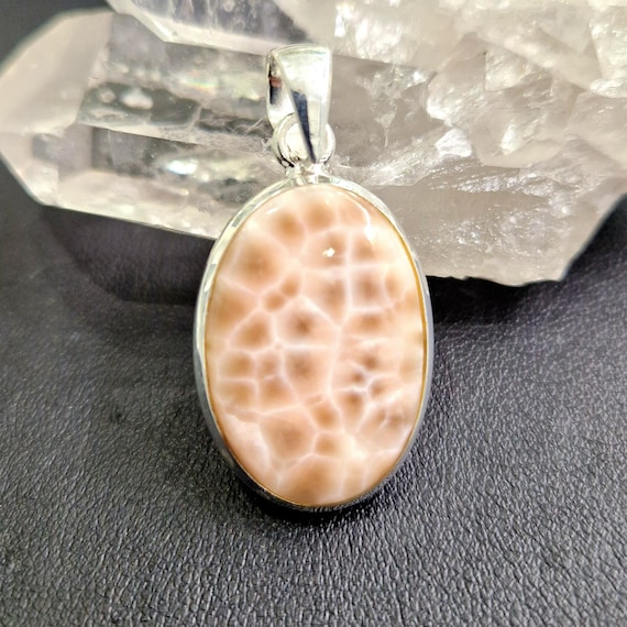 Pendentif Pierre Naturelle Et Métal Argenté - Bijou Fantaisie Sans Marque