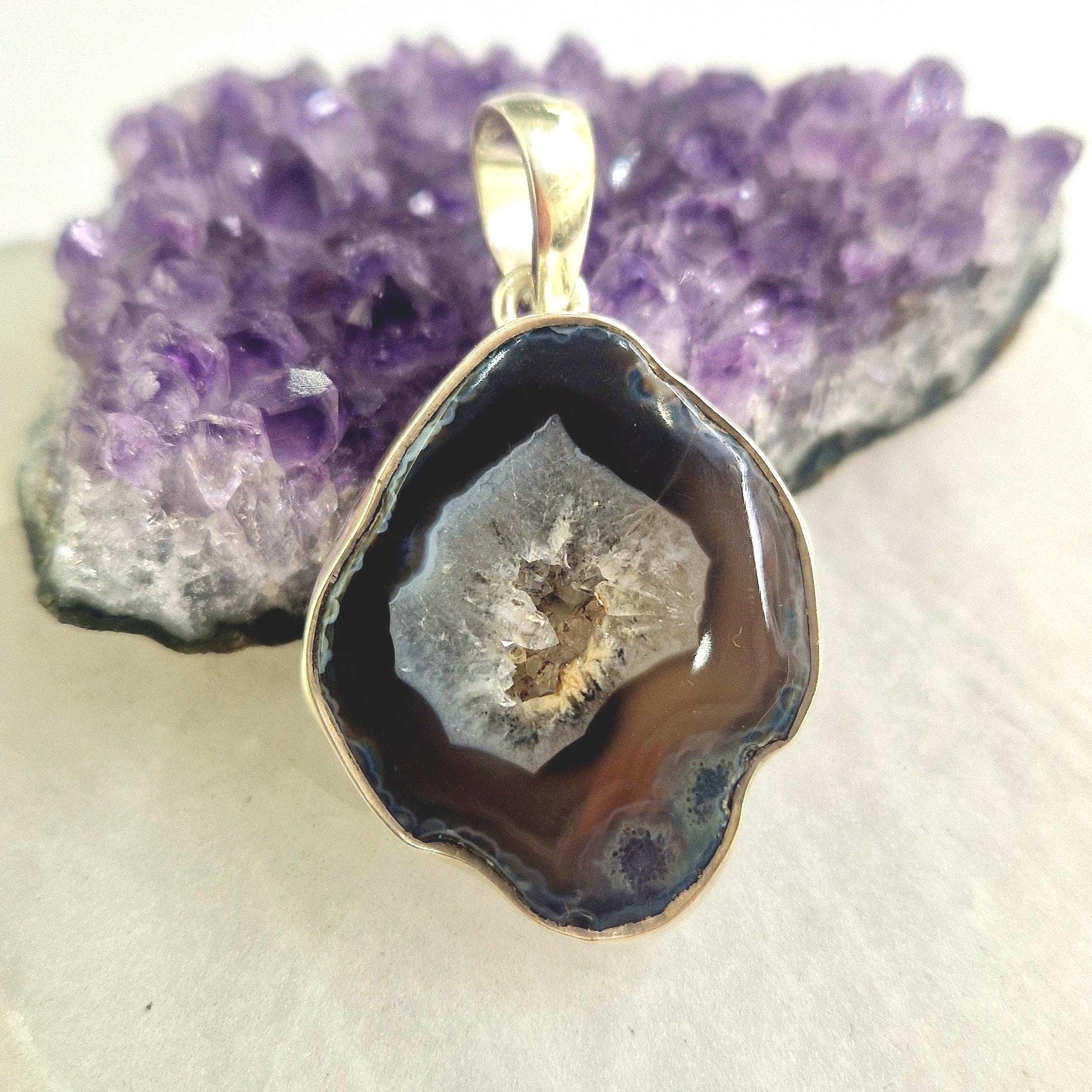 Pendentif Géode D'agate Sur Argent 925 - Pierre Naturelle Aux Couleurs Gris, Bleu, Blanc