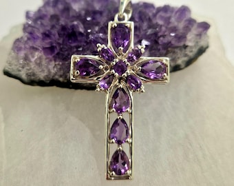 Magnificent artisan made silver cross with natural stone (Labradorite/Moonstone/Amethyst)